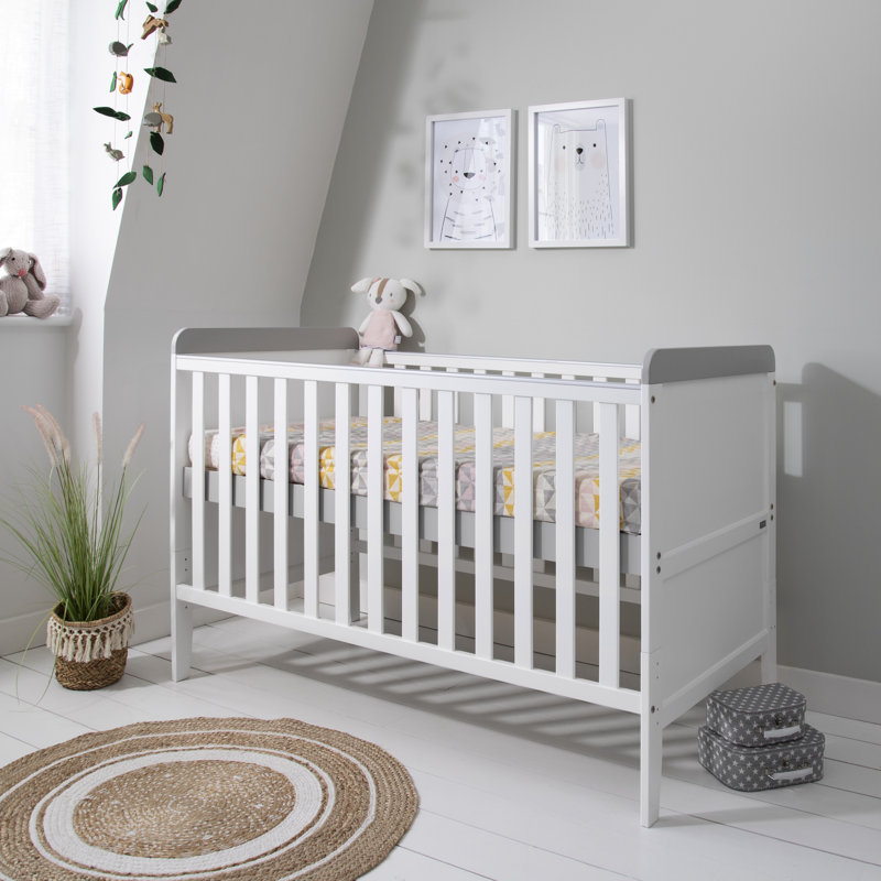 Tutti Bambini Rio Cot Bed with Mattress and Cot Top Changer & Reviews
